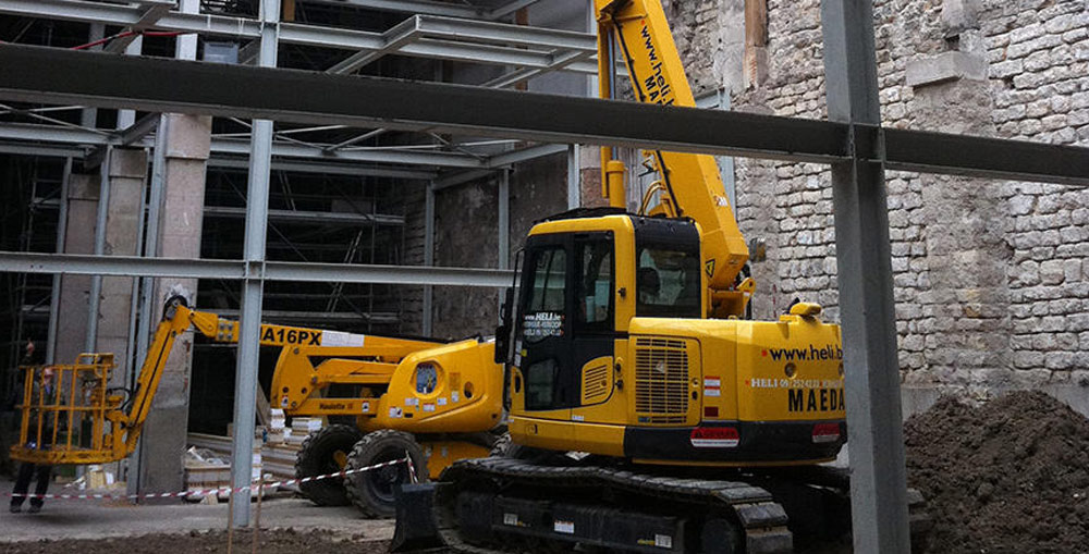 Grúas sobre orugas MAEDA